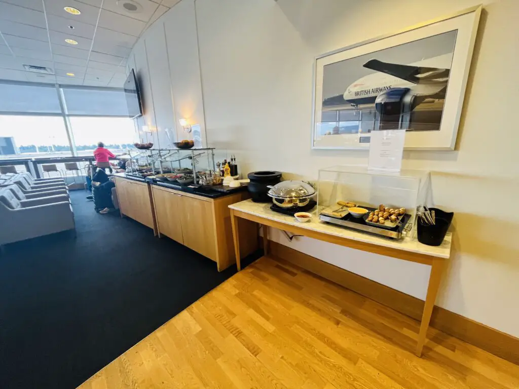 Review British Airways Lounge Seattle Airport (SEA) For Finnair Business Class