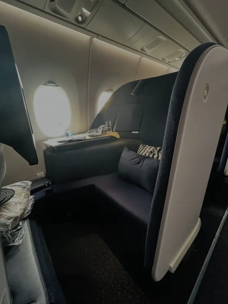 Review Finnair AY34 Non-Reclining Business Class A350 Seattle (SEA) to Helsinki (HEL)